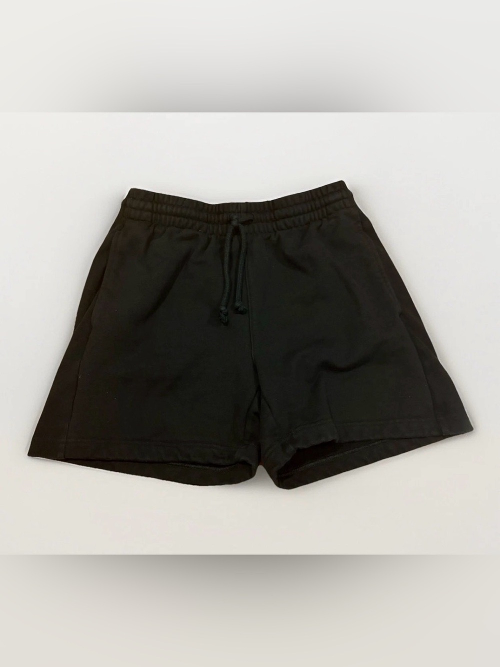TNA Extra Fleece Shorts Aritzia Size Medium Lounge Short Shorts Y2K High Rise